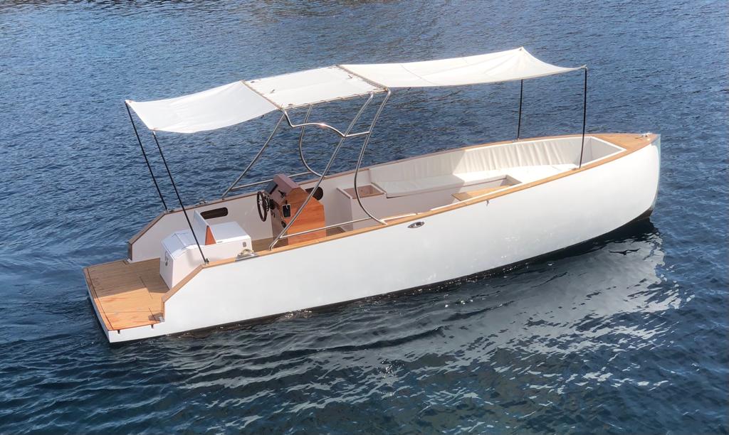 Rent electric boat 
